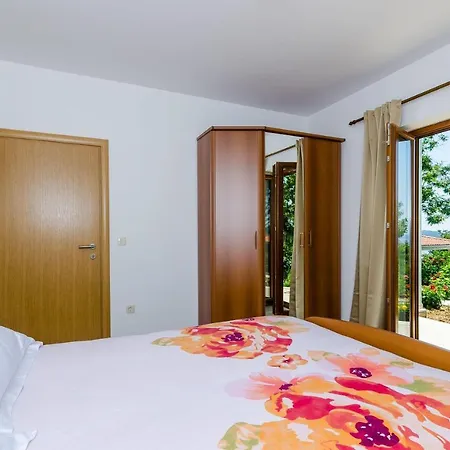 Apartment Carpe Diem - Comfort One Bedroom With Terrace And Sea Vi... *